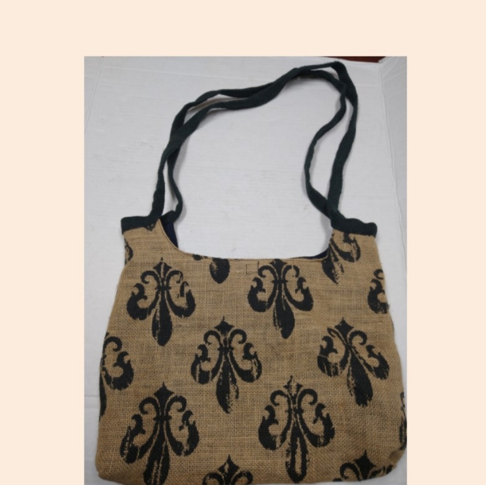 Jute hands bag